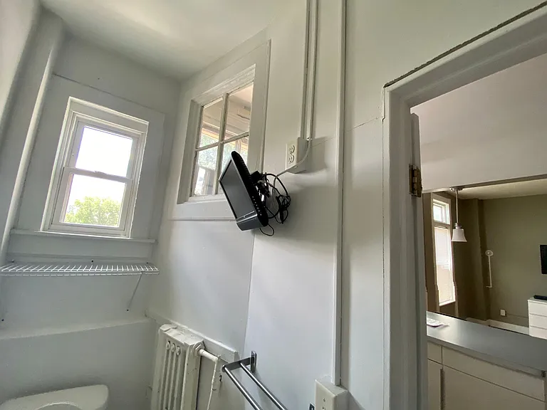 Historic Florence Court — Photo 10