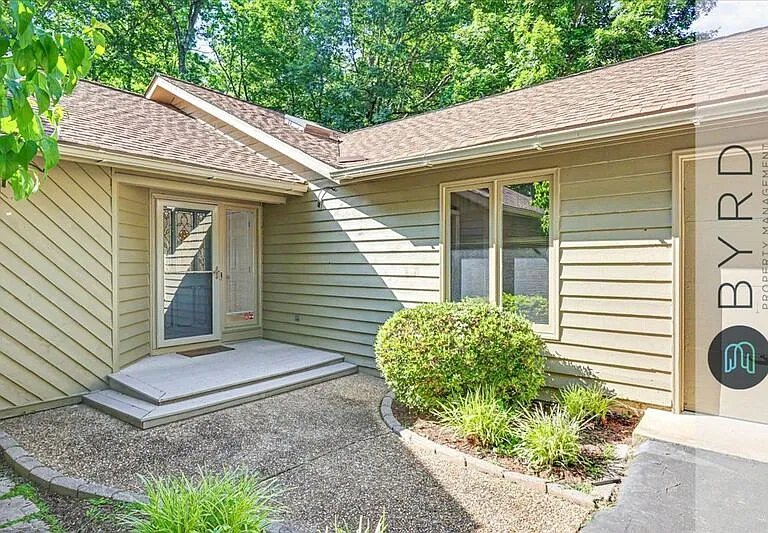 5806 Harbour Bluff Ter — Photo 2