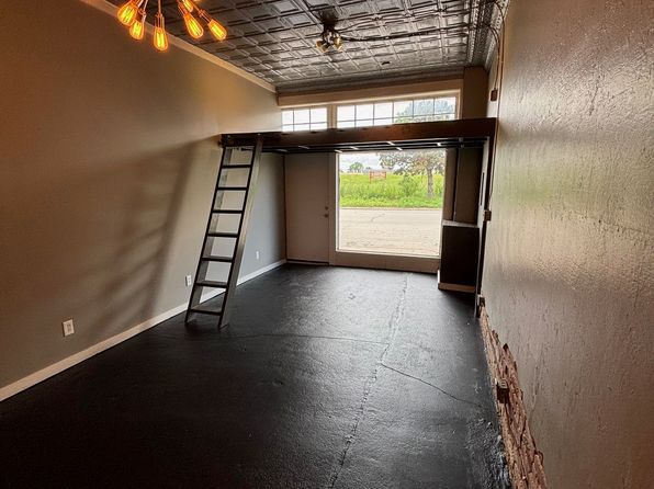 1404 E 1st St, Tulsa, OK 74127