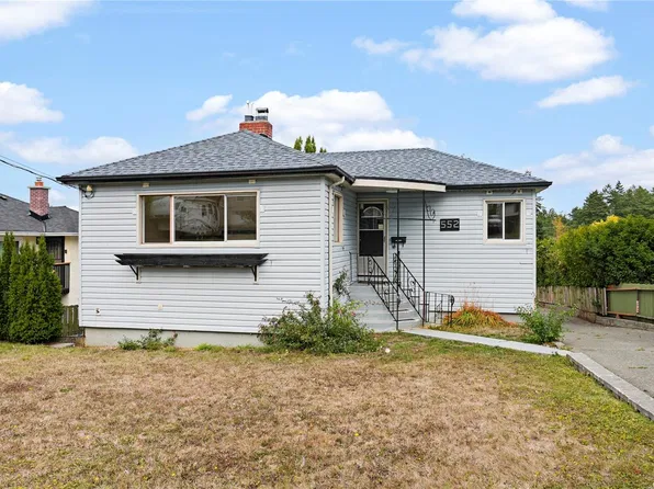 552 Davida Ave, Saanich, BC V9A 2C7