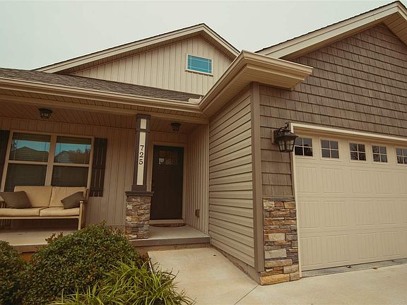 3rd image of 725 Kingswood Valley Dr