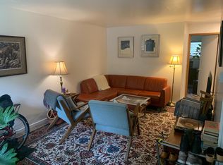 628 34th Ave, Seattle, WA 98122