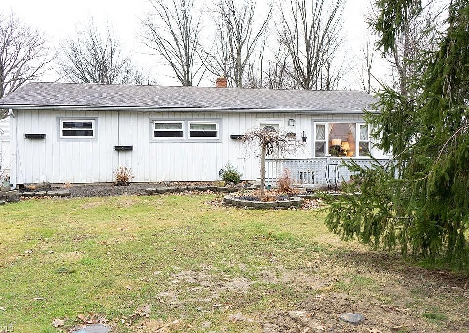 1st image of 35606 Blanch Ave