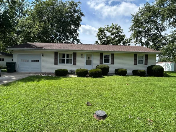 215 N Ohio St, Atwood, IL 61913