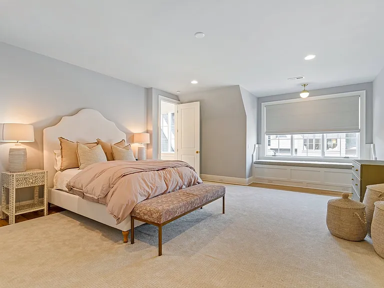 7212 Shagbark Ln — Photo 32