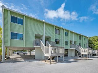 318 Windrush Blvd APT 10, Indian Rocks Beach, FL 33785