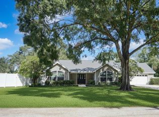 2201 Howard Ln, Tampa, FL 33612