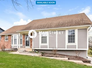3903 SW Linden Ln, Lees Summit, MO 64082