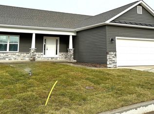 243 Finney Dr, Martinsburg, WV 25405