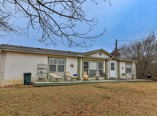 72 Wagon Wheel Rd, Gainesville, TX 76240