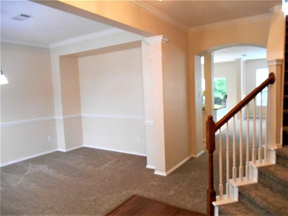 3rd image of 4211 Fall Creek Dr