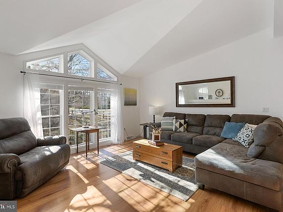 4th image of 26294 Creekwood Cir #2631