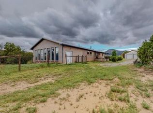 47 Drake Rd, Edgewood, NM 87015