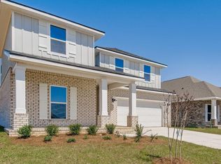 128 Albatross St, Cantonment, FL 32533