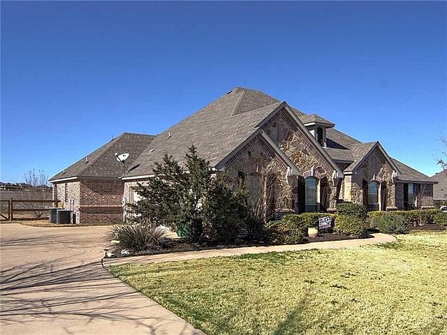 2nd image of 4624 Ricky Ranch Rd