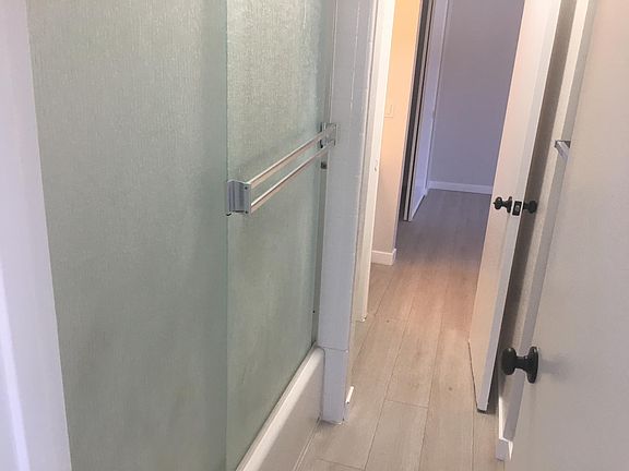 5th image of 418 W La Veta Ave APT C