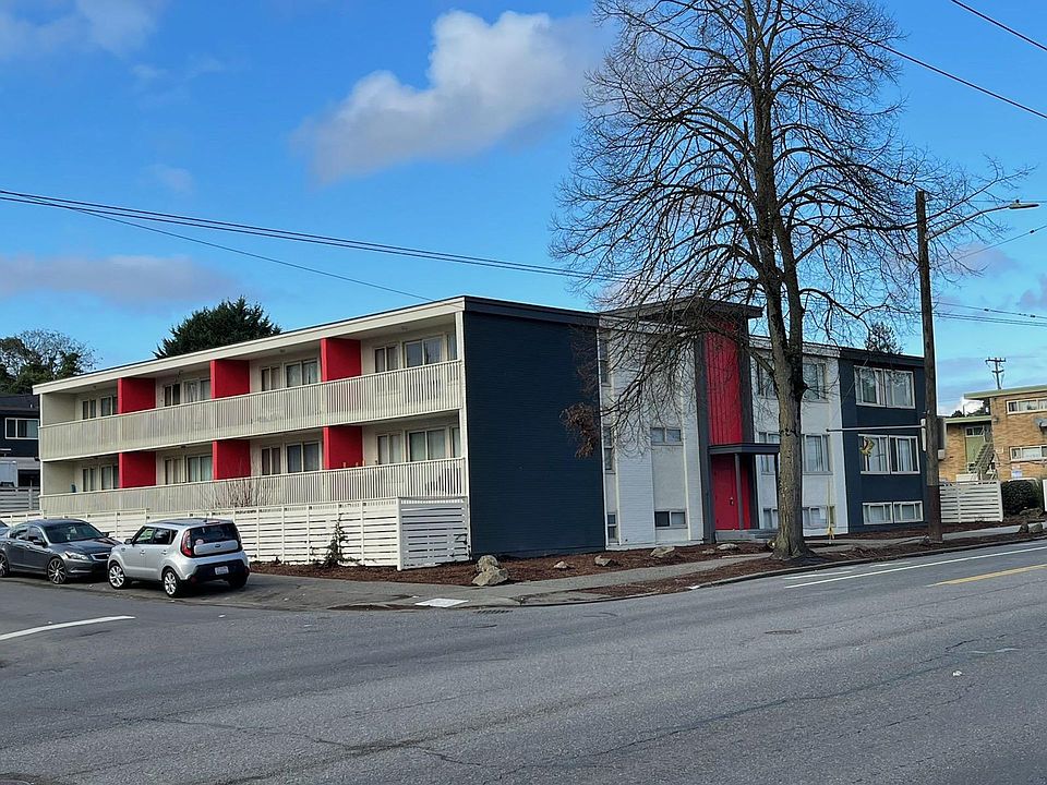 1st image of 7429 Rainier Ave S #303