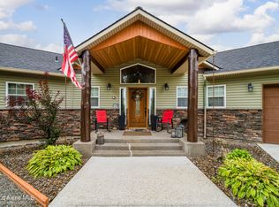 688 E Ohio Match Rd, Rathdrum, ID 83858