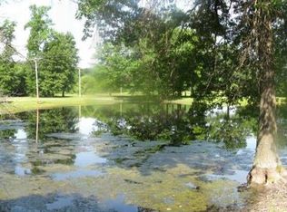 910 NE 301 Rd, Calhoun, MO 65323