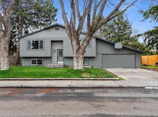 602 N Conway Pl, Kennewick, WA 99336