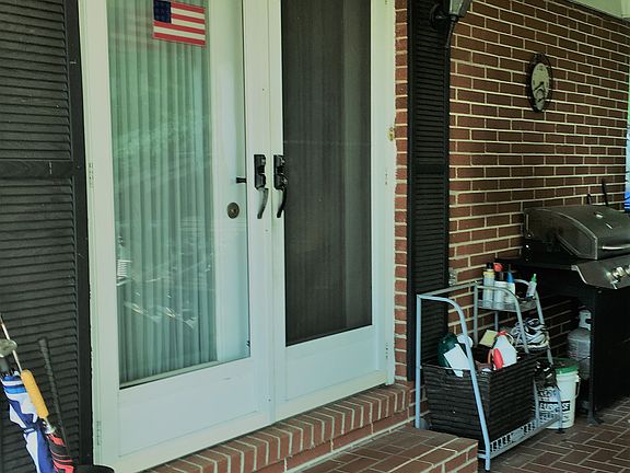 Car Port/Covered Patio