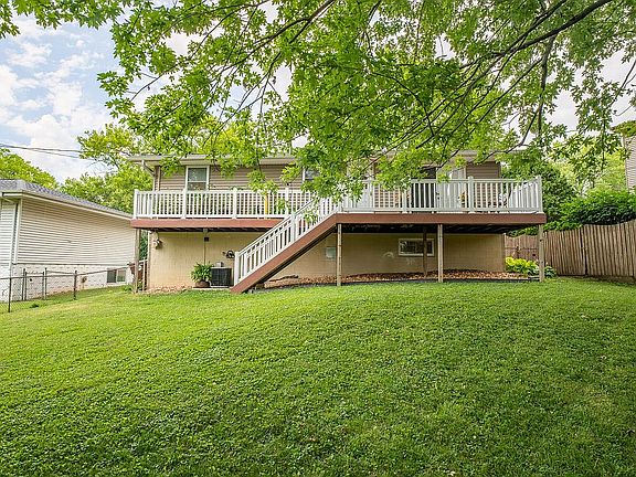 5th image of 7040 N Willow Wood Dr