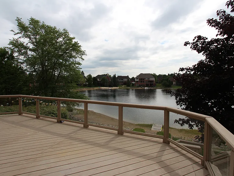 18547 Clairmont Cir E — Photo 28
