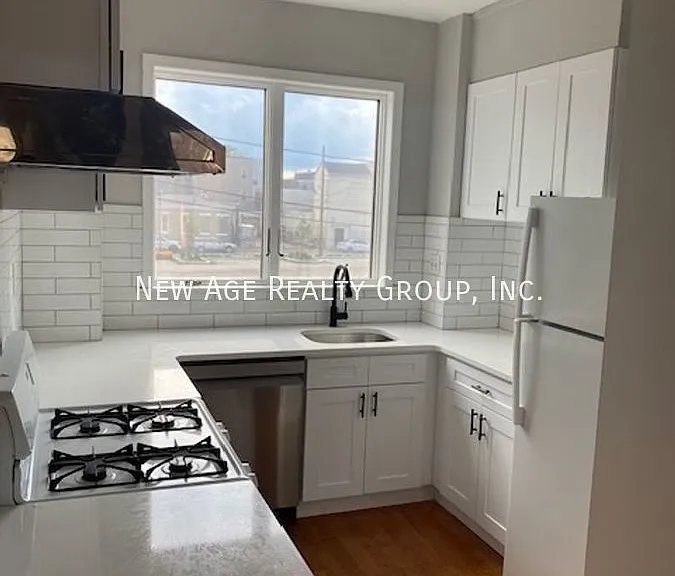 3903 Powelton Ave #2 — Photo 9