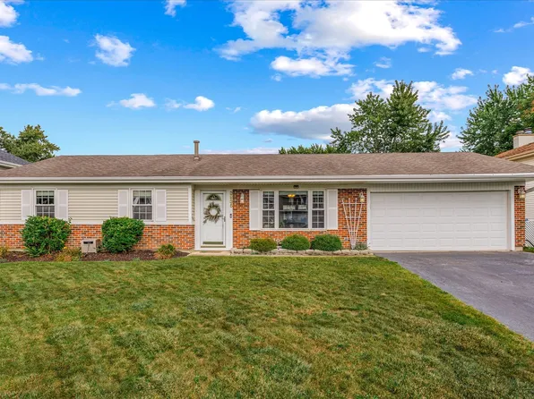 3935 Shoreline Dr, Hanover Park, IL 60133