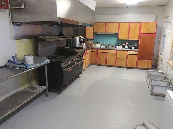 5th image of 4702 McKee St