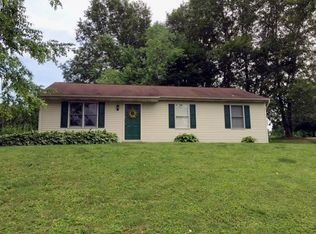 2 Fitzkee Rd, Conestoga, PA 17516