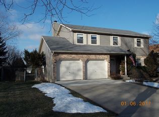 1266 Waveland Ave, Gurnee, IL 60031