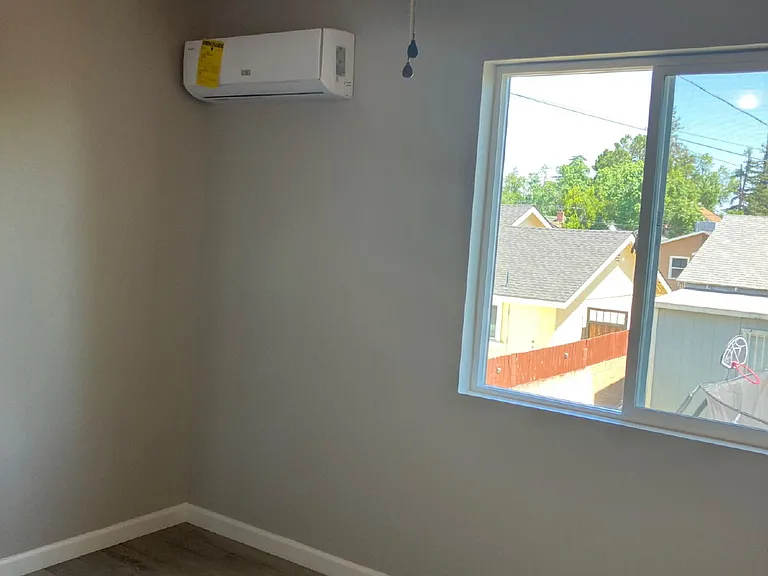 1855 D St #6 — Photo 9