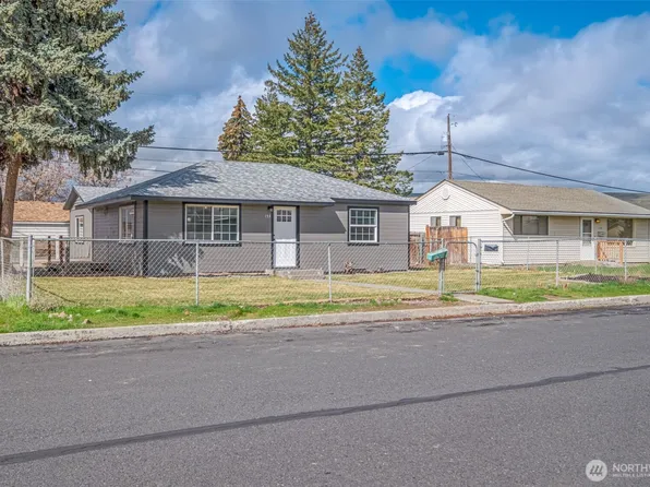 153 F Street NE, Ephrata, WA 98823