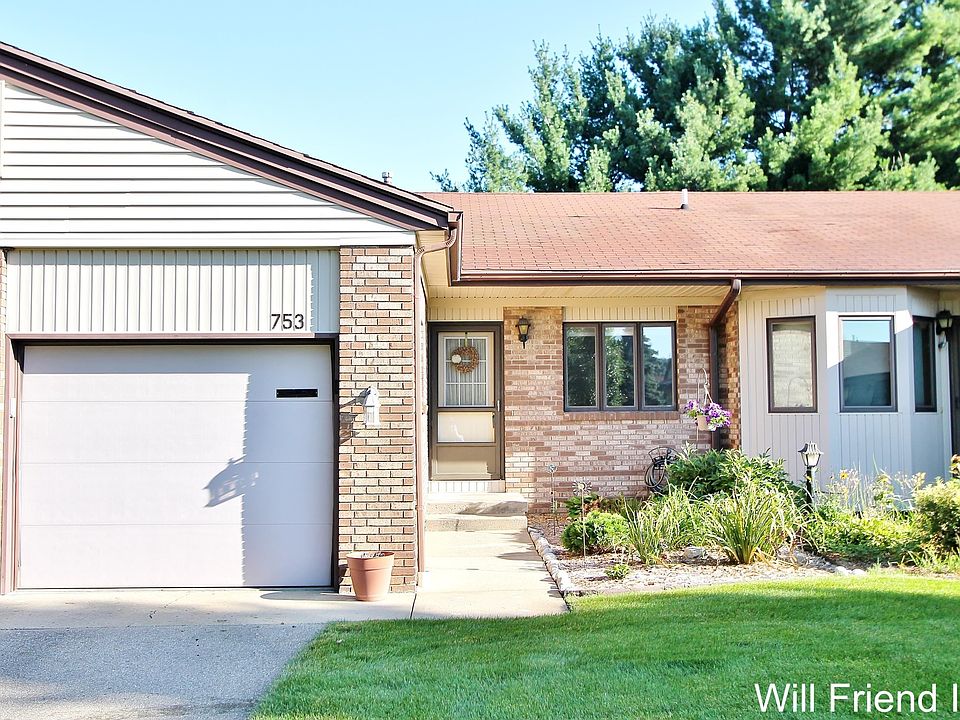 1st image of 753 Amberwood Dr SW #753