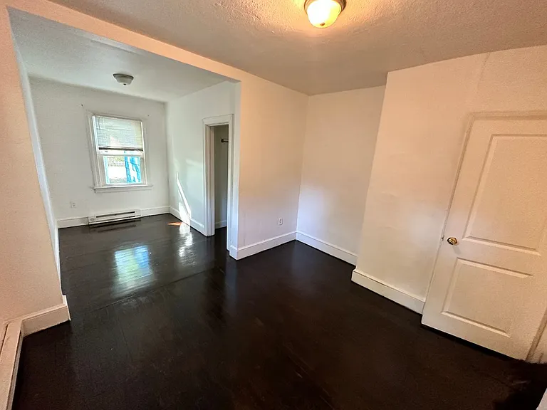 3154 Stockton St — Photo 7