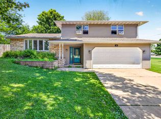 3006 Glendale Ave, Green Bay, WI 54313