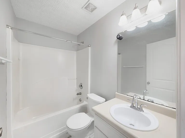 5539 Pineridge Ct — Photo 18