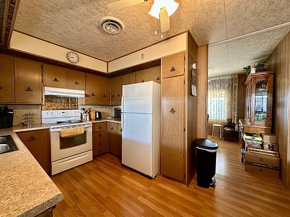2nd image of 2600 E Allred Ave Lot 18