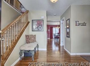300 Sunflower St, Savoy, IL 61874