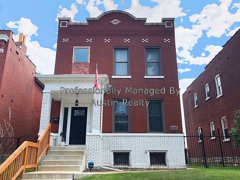 1st image of 3226 Iowa Ave
