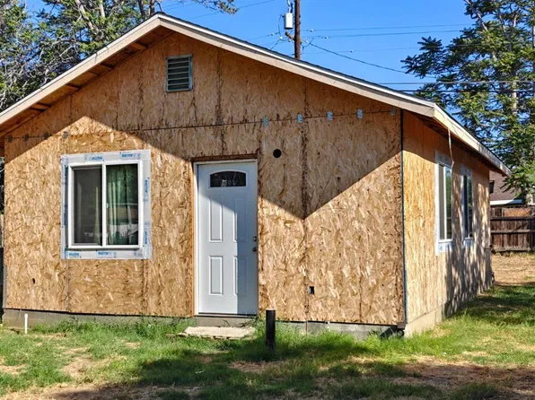 118 Hughes Ave, Bakersfield, CA 93308
