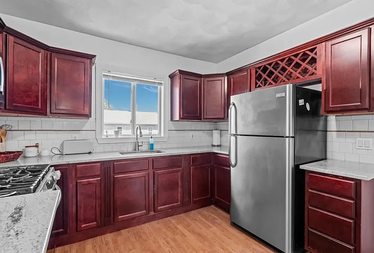 2 bed, $2,400 — Photo 1