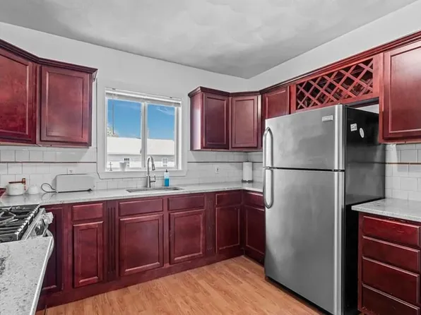 10 Denver Ave #2, Providence, RI 02905