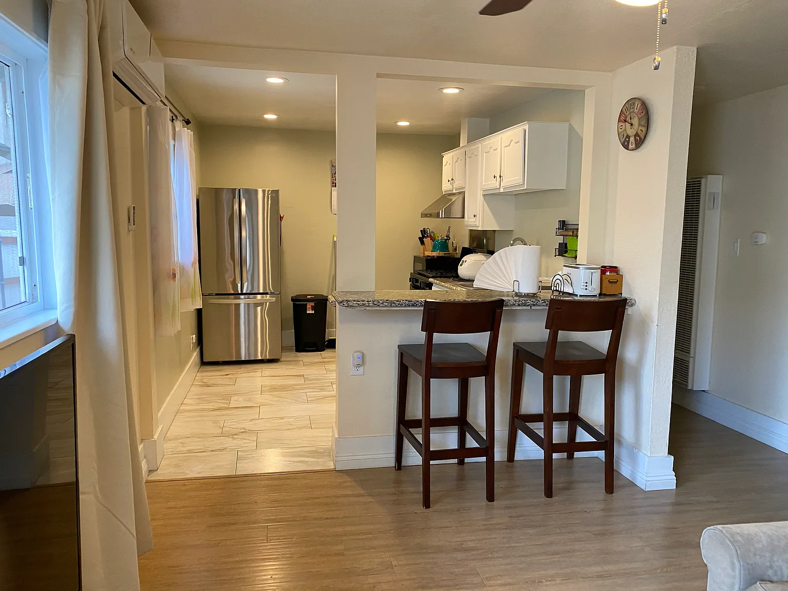 2 bed, 710 sqft, $2,850 — Photo 3