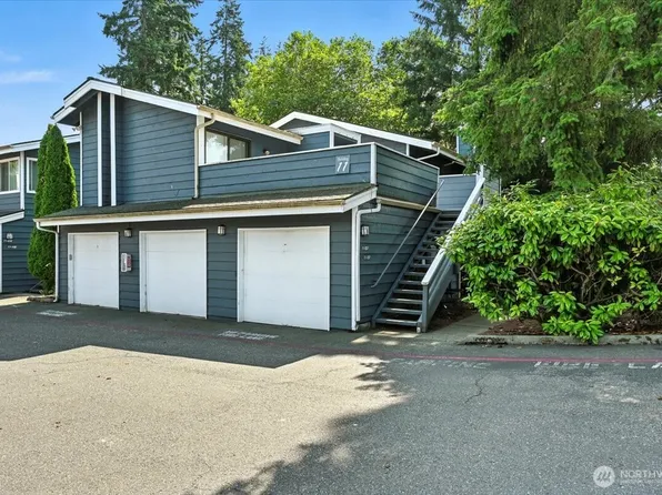 8407 18th Avenue W #11-201, Everett, WA 98204
