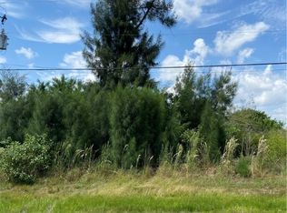 1824 SW Embers Ln, Cape Coral, FL 33991