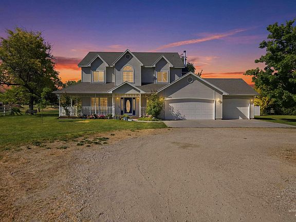 2nd image of 6423 Wright Ln
