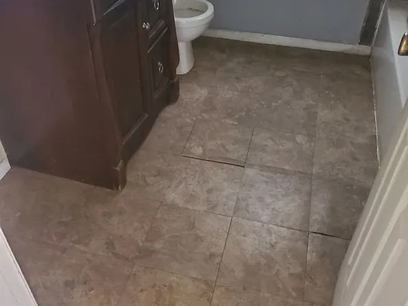 522 W Ironman Ave, Nowata, OK 74048