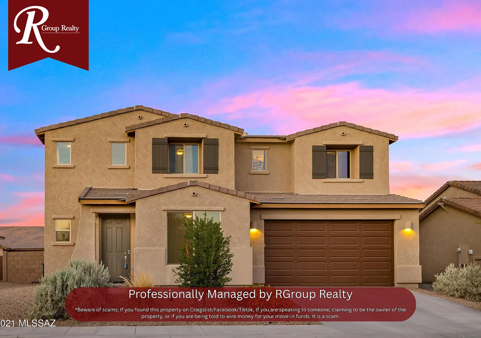 Spacious 4-Bed Marana Home with Chef's Kitchen & Private Fenced Yard — Photo 1